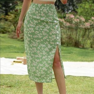 Floral Button Down Split Skirt!